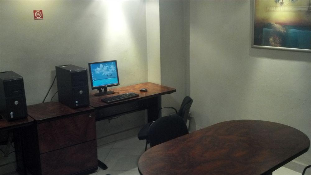 Fastos Hotel Monterrey Kültér fotó