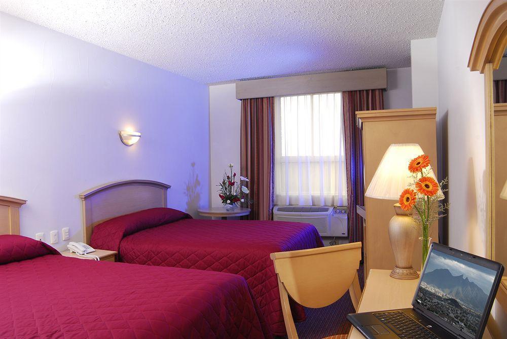 Fastos Hotel Monterrey Kültér fotó